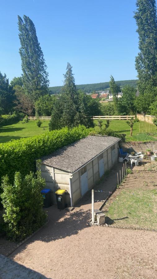 Le Billeron Apartment Saint-Amand-Mont-Rond Bagian luar foto