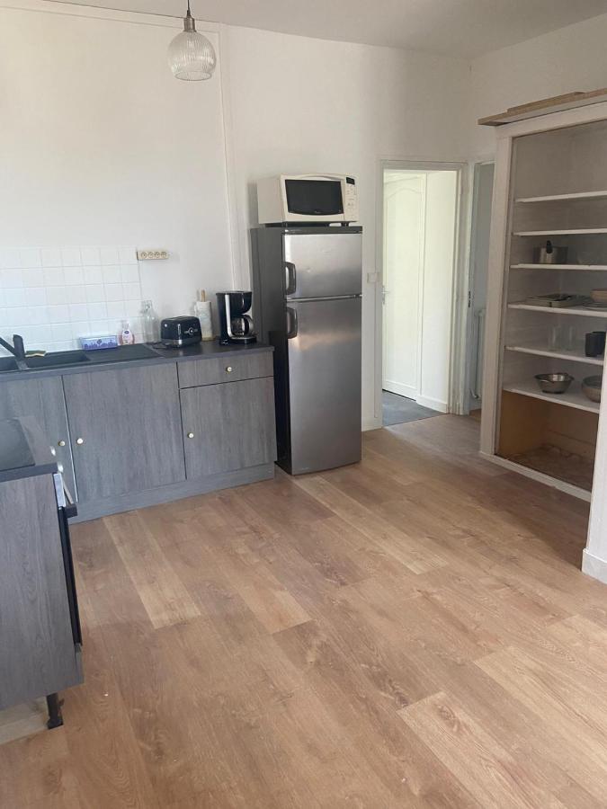 Le Billeron Apartment Saint-Amand-Mont-Rond Bagian luar foto